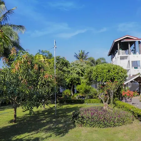 The Garden Gate Resort & Apartments No 02 Negombo Exterior photo